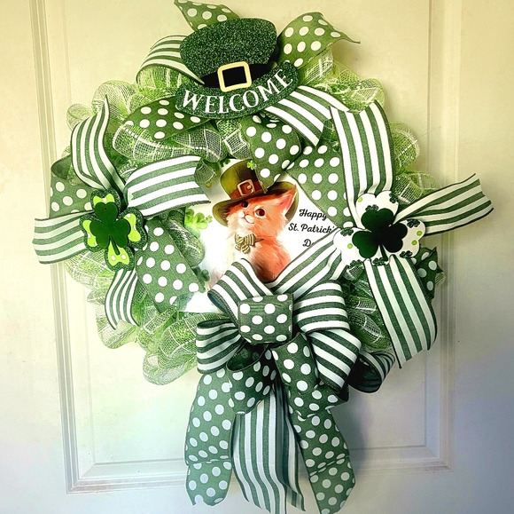 St. Patrick's Day Irish Cat Deco Mesh Bow Wreath - Picture 3 of 8